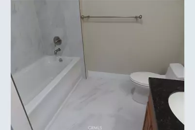 815 S Harvard #302, Los Angeles, CA 90005 - Photo 8