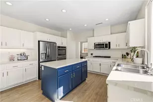 26451 Puffin Pl, Canyon Country, CA 91387 - Photo 14