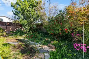 23032 Mobile, West Hills, CA 91307 - Photo 32