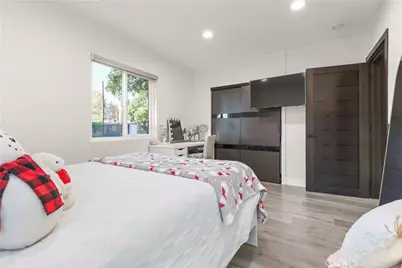 2240 N Parish, Burbank, CA 91504 - Photo 26