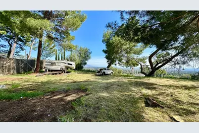 11531 Vimy, Granada Hills, CA 91344 - Photo 14