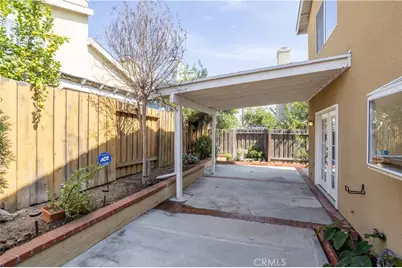 9155 Noble, North Hills, CA 91343 - Photo 12