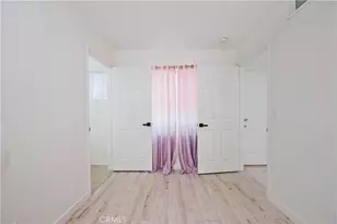 22809 Del Valle, Woodland Hills, CA 91364 - Photo 8