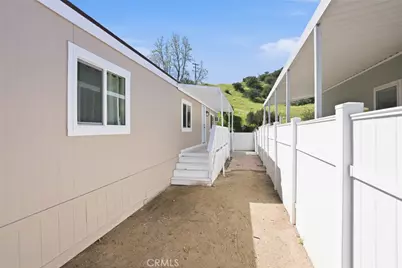 30000 Hasley Canyon #16, Castaic, CA 91384 - Photo 30