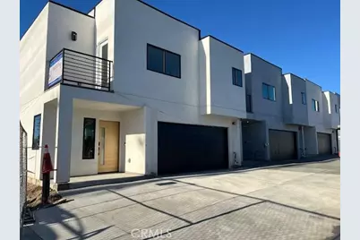 13351 W Celeste Parkway, Pacoima, CA 91331 - Photo 2