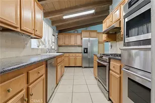 17531 Romar St, Northridge, CA 91325 - Photo 4