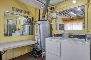 14641 Magnolia Blvd, Sherman Oaks, CA 91403 - Photo 12