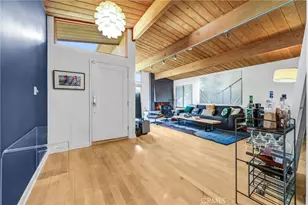 3830 Buena Park Dr, Studio City, CA 91604 - Photo 4