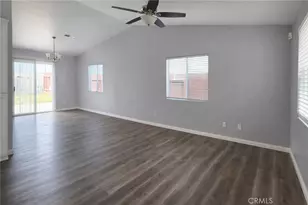 7507 Cross Glade, Bakersfield, CA 93307 - Photo 2