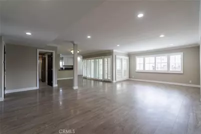 17200 Willard, Lake Balboa, CA 91406 - Photo 6