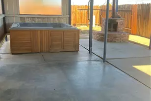 8873 Holly, California City, CA 93505 - Photo 16