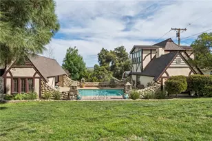 23021 8th St, Newhall, CA 91321 - Photo 8