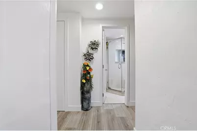 10418 Samoa Avenue, Tujunga, CA 91042 - Photo 16