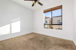 6938 Laurel Canyon Blvd, North Hollywood, CA 91605 - Photo 18