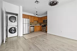 6938 Laurel Canyon Blvd, North Hollywood, CA 91605 - Photo 8