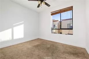 6938 Laurel Canyon Blvd, North Hollywood, CA 91605 - Photo 18