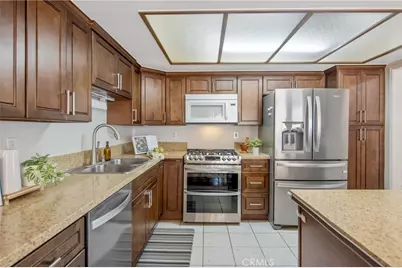 22810 Rio Chico Drive, Valencia, CA 91354 - Photo 16