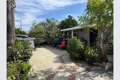 12872 Van Nuys Boulevard, Pacoima, CA 91331 - Photo 2