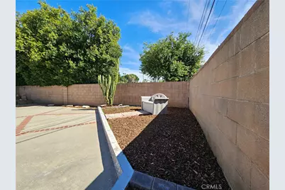 17530 Tuba Street, Northridge, CA 91325 - Photo 22