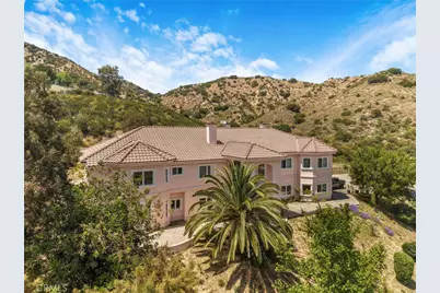 15 Maverick Lane, Bell Canyon, CA 91307 - Photo 2
