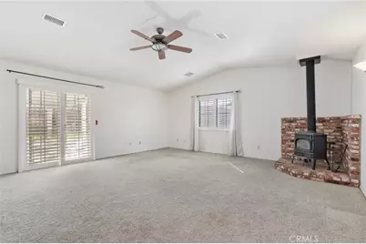 42307 61st St W, Quartz Hill, CA 93535 - Photo 20