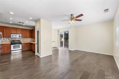 27968 Avalon, Canyon Country, CA 91351 - Photo 16