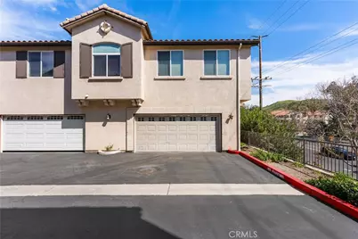 27968 Avalon, Canyon Country, CA 91351 - Photo 6