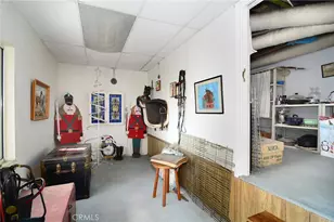 7158 Leota, Canoga Park, CA 91304 - Photo 26