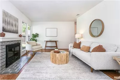 7513 Oak Park, Lake Balboa, CA 91406 - Photo 2