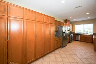 27933 Sirani Ct, Valencia, CA 91355 - Photo 12