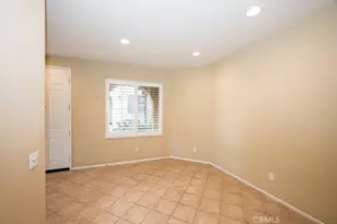 27933 Sirani Ct, Valencia, CA 91355 - Photo 8