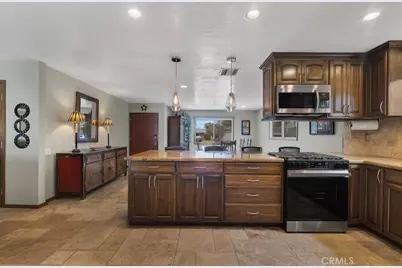 23807 Hartland Street, West Hills, CA 91307 - Photo 8