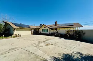 1031 Elizabeth Ct, Bakersfield, CA 93308 - Photo 2