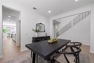 22462 Flatwater Ct, Saugus, CA 91350 - Photo 4