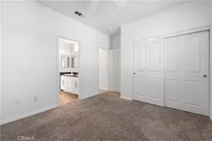 22462 Flatwater Ct, Saugus, CA 91350 - Photo 18