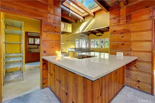 14813 Hartsook, Sherman Oaks, CA 91403 - Photo 4