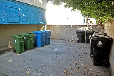 11100 Camarillo Street, Los Angeles, CA 91602 - Photo 6