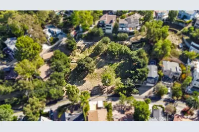 4256 N Canoga Avenue, Woodland Hills, CA 91364 - Photo 18