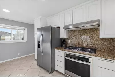 2178 Cheam Avenue, Simi Valley, CA 93063 - Photo 14