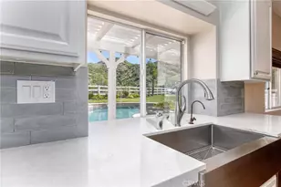 15257 Saddleback, Canyon Country, CA 91387 - Photo 18