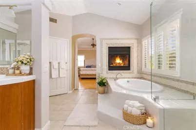 15257 Saddleback, Canyon Country, CA 91387 - Photo 32