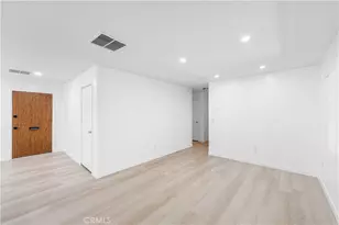 11401 Topanga Canyon, Chatsworth, CA 91311 - Photo 24