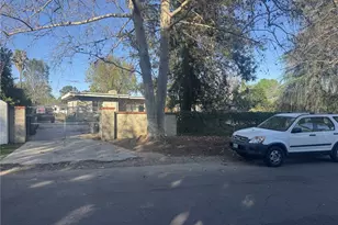 17545 Community St, Northridge, CA 91325 - Photo 2