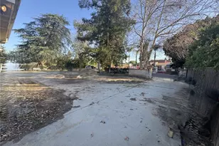 17545 Community St, Northridge, CA 91325 - Photo 8