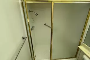 4454 Ventura Canyon Road, Sherman Oaks, CA 91423 - Photo 18