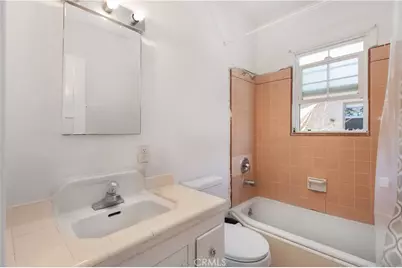 1329 -1331 N Screenland Drive #1329-1331, Burbank, CA 91505 - Photo 26