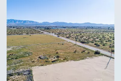 0 6, Sun Village, CA 93543 - Photo 8