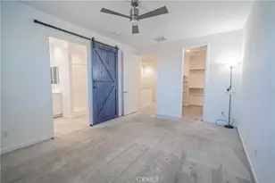 28706 Jardineras Dr, Valencia, CA 91354 - Photo 28