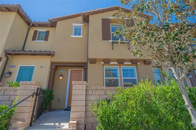 28706 Jardineras Dr, Valencia, CA 91354 - Photo 8