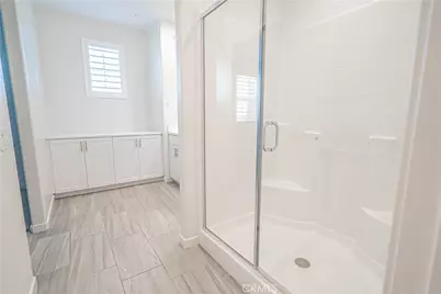 28706 Jardineras Dr, Valencia, CA 91354 - Photo 40